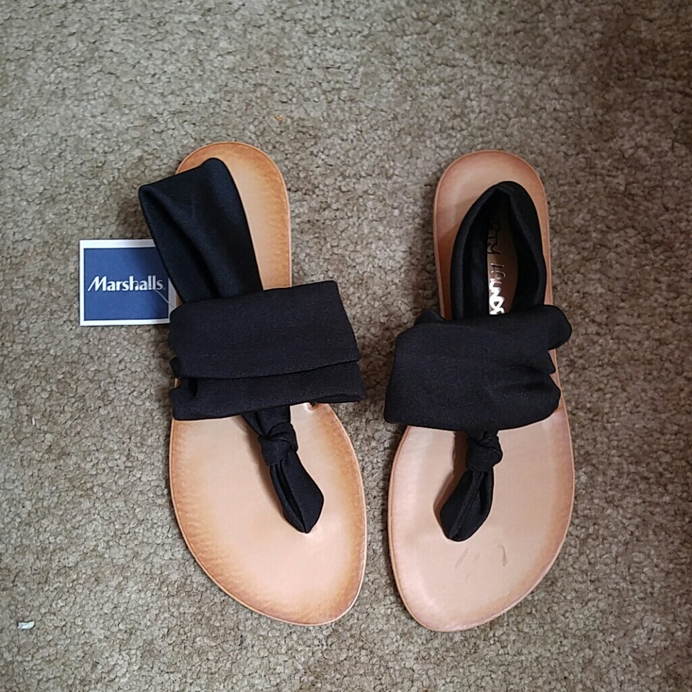 Dirty Laundry Flip Flops