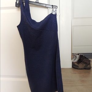 Navy, one shouldered mini