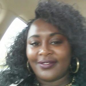 Meet your Posher, Christie