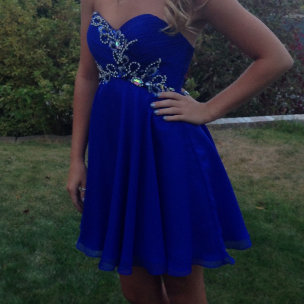 Royal blue homecoming/prom dress! Strapless!
