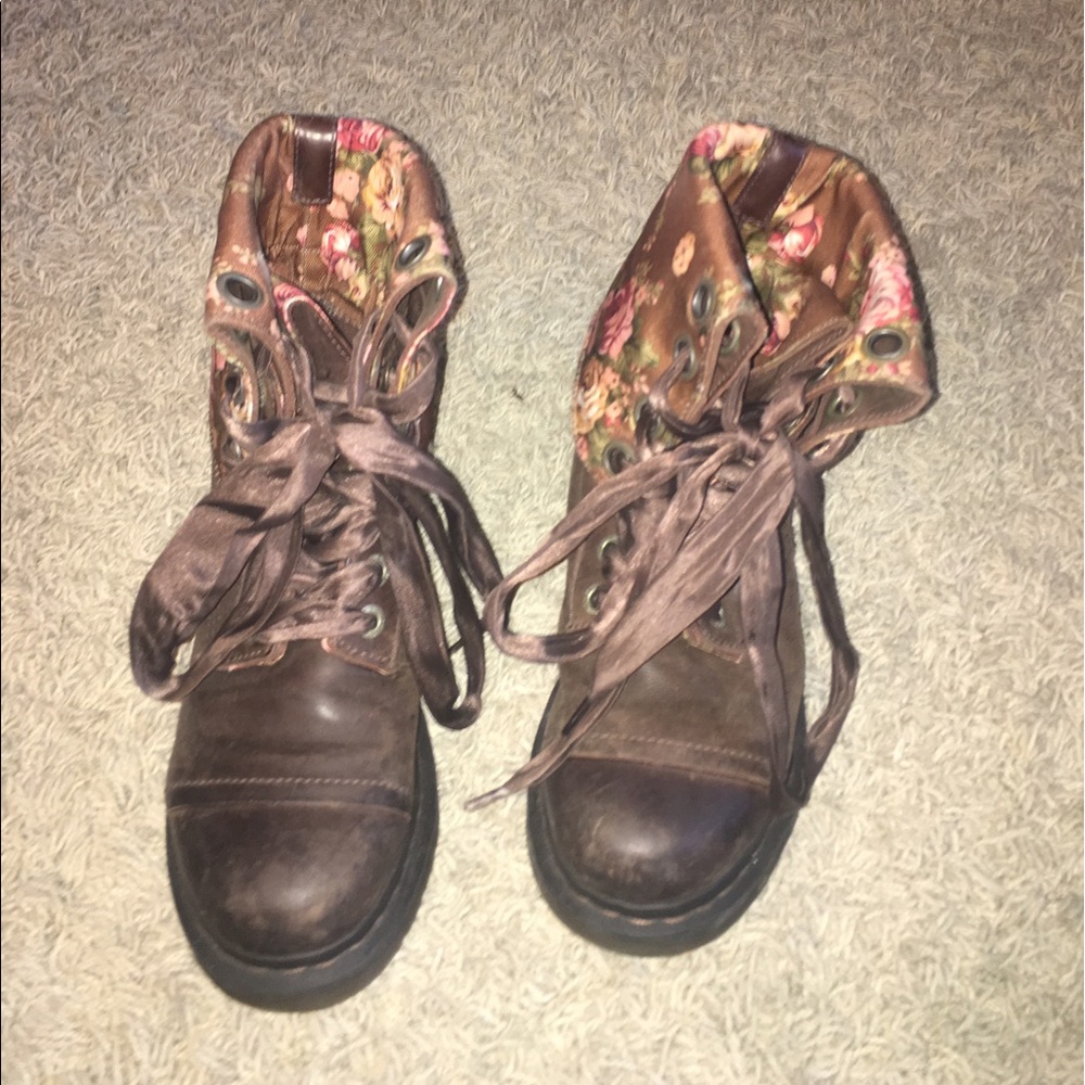Brown floral Dr. Martens with silk laces
