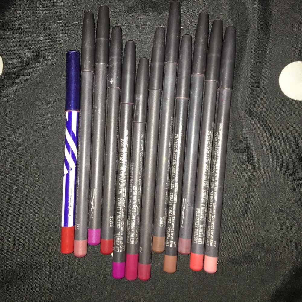 MAC Lipliner(s)