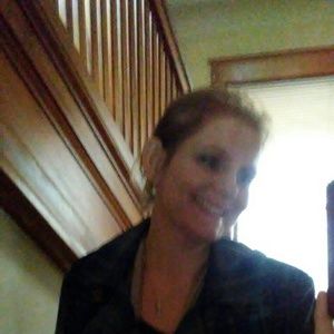 Meet your Posher, Alicia