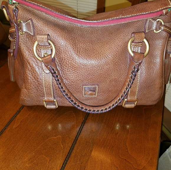 Small Satchel dooney& bourke - Picture 1 of 7