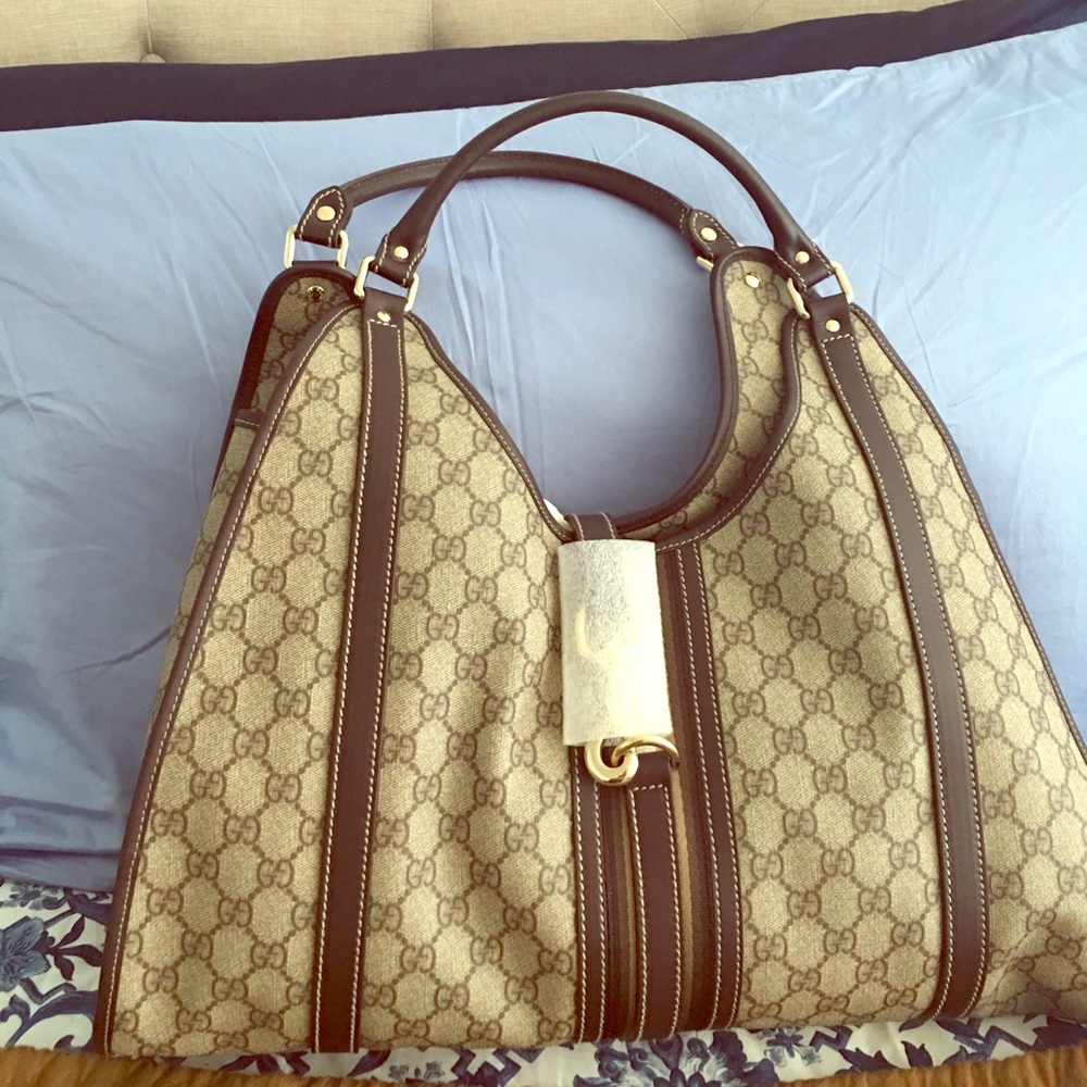 Brand New! Never Used Authentic Gucci Purse
