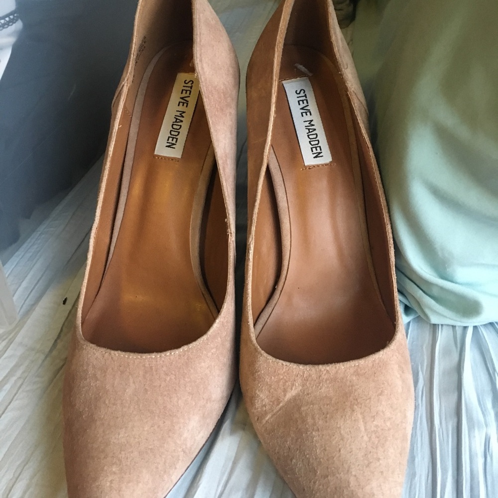 Steve Madden Nude Heels