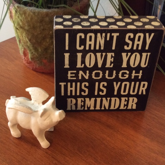 Meet your Posher, Suzanne! - Picture 2 of 3