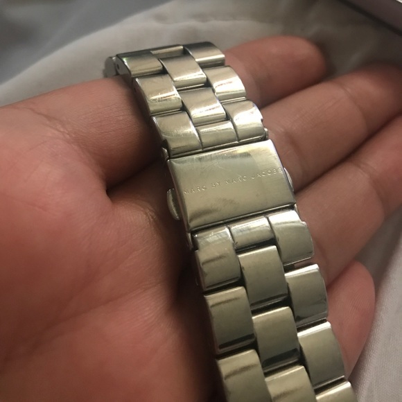 Authentic Marc by Marc Jacobs watch main image 4