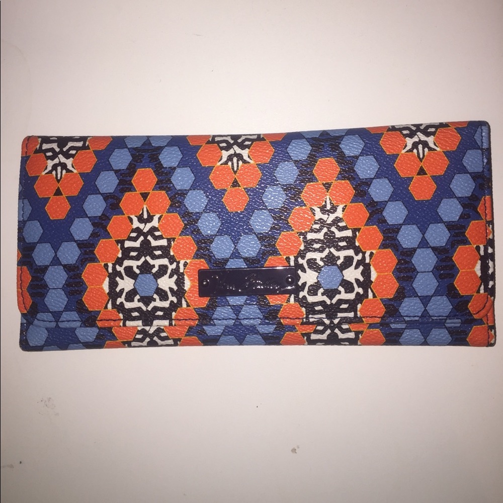 Vera Bradley Waller