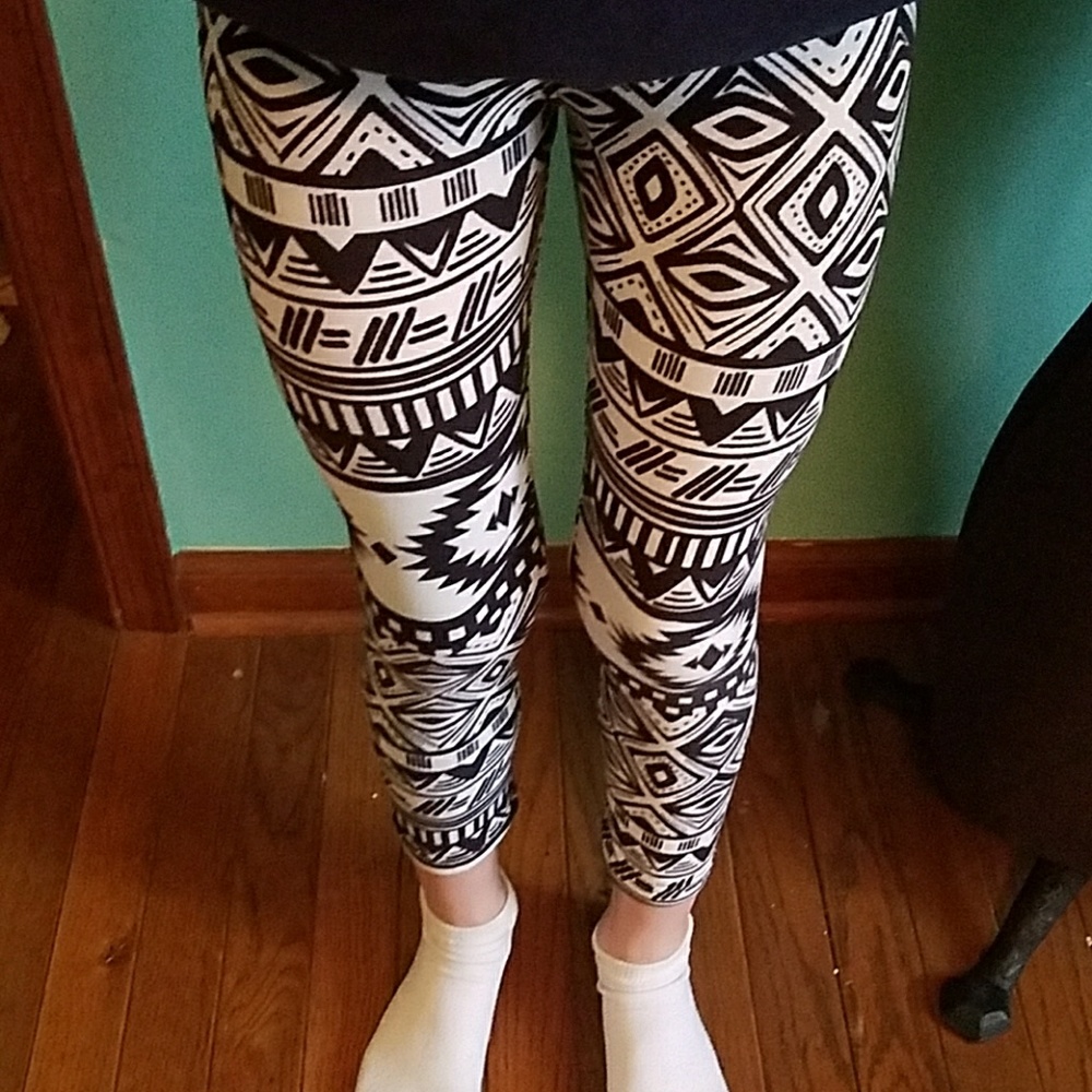 Patterned leggings