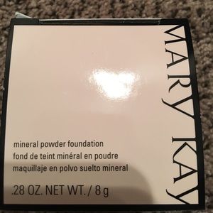 Mary Kay mineral powder foundation