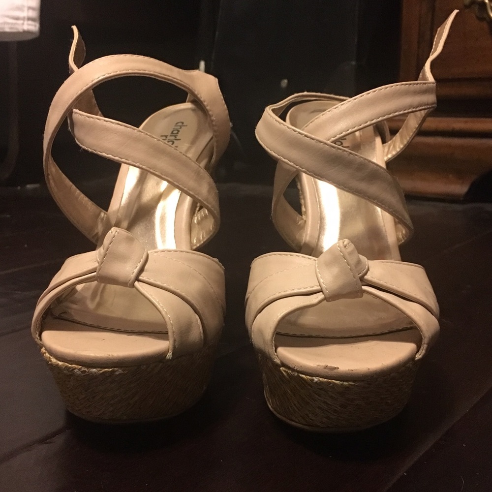 Nude Wedges