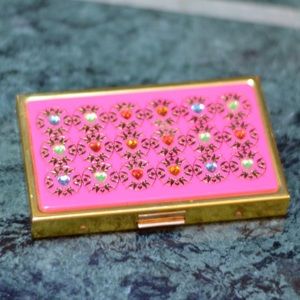 Eyes on Manish eyeshadow palette