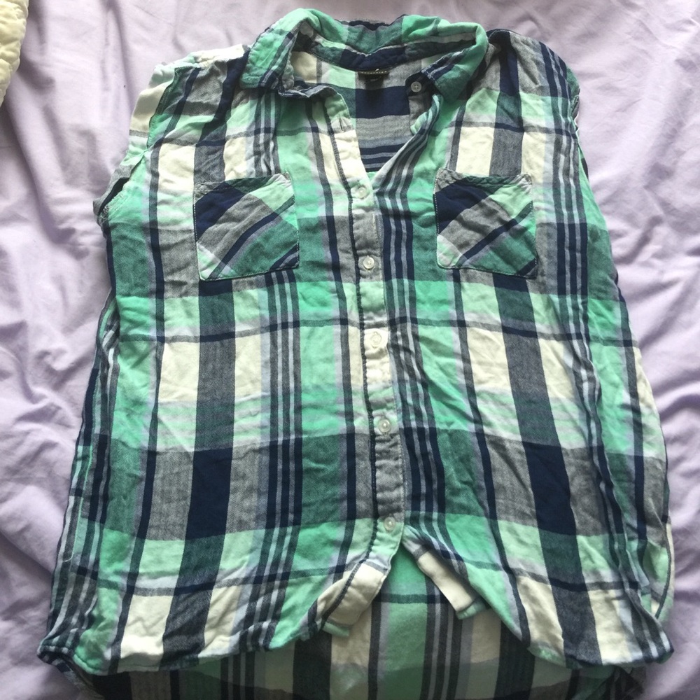 Sleeveless Plaid Button Down
