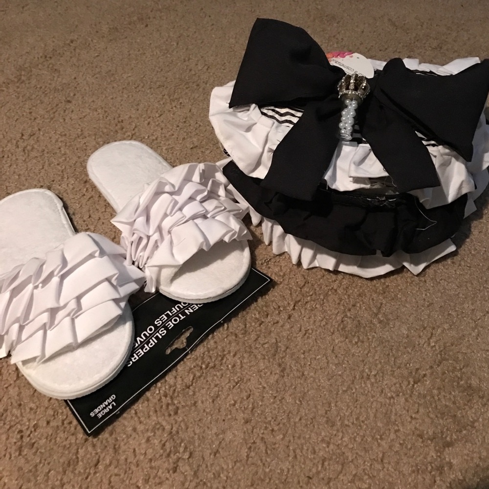 Homemade ruffle bedroom slippers/makeup case