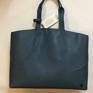Lululemon All Day Tote