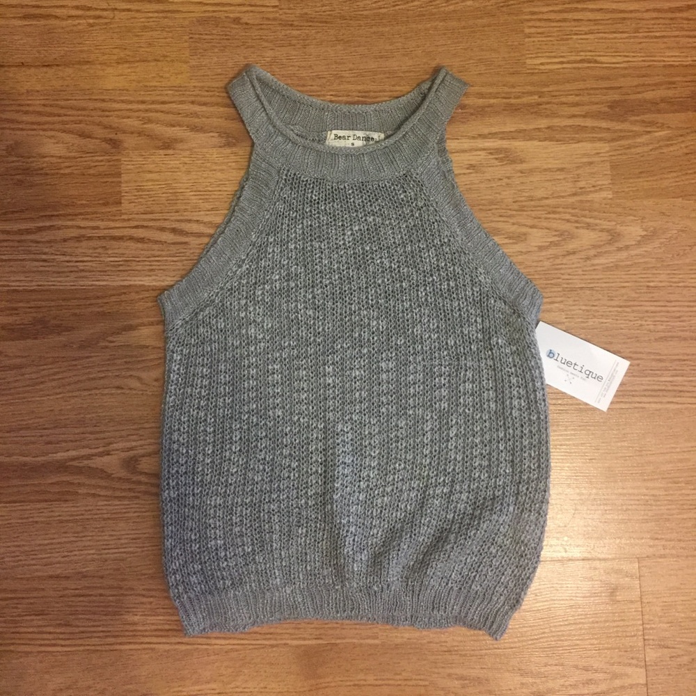 Gray shirt