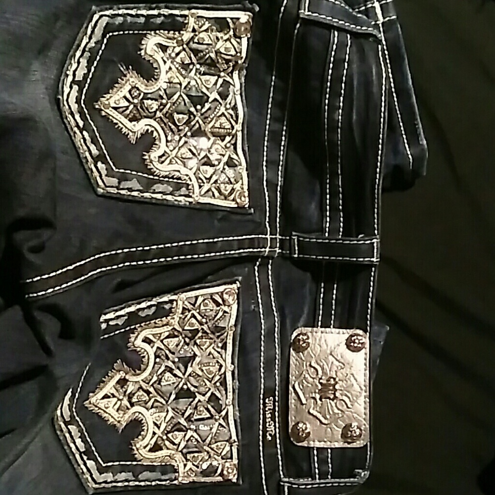 Looking to trade for size 22-33 but open to offers