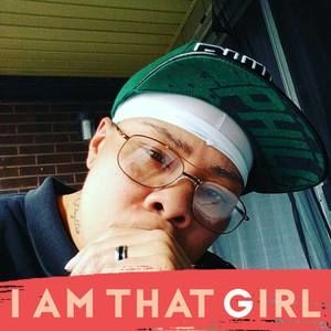 Meet your Posher, Nelly