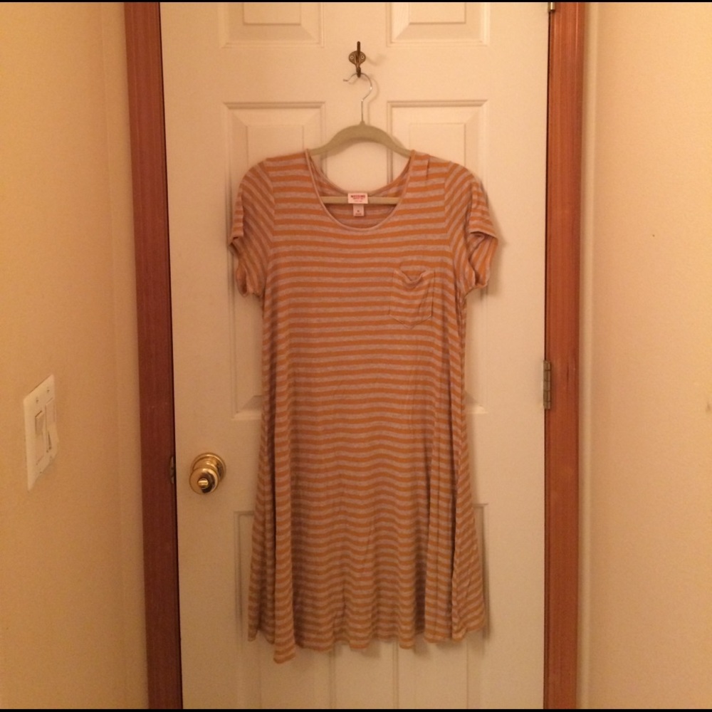 XL Mossimo Supply Co. tee-style dress!