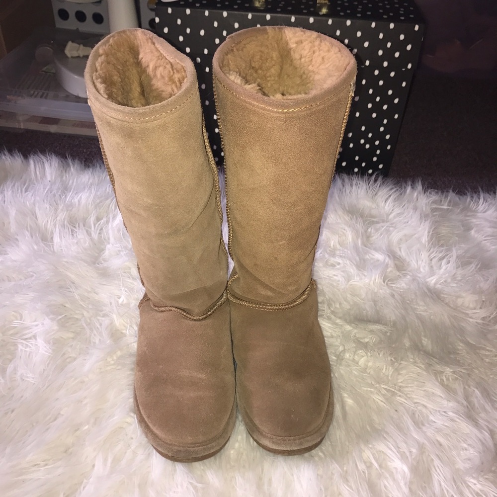 Bearpaw boots