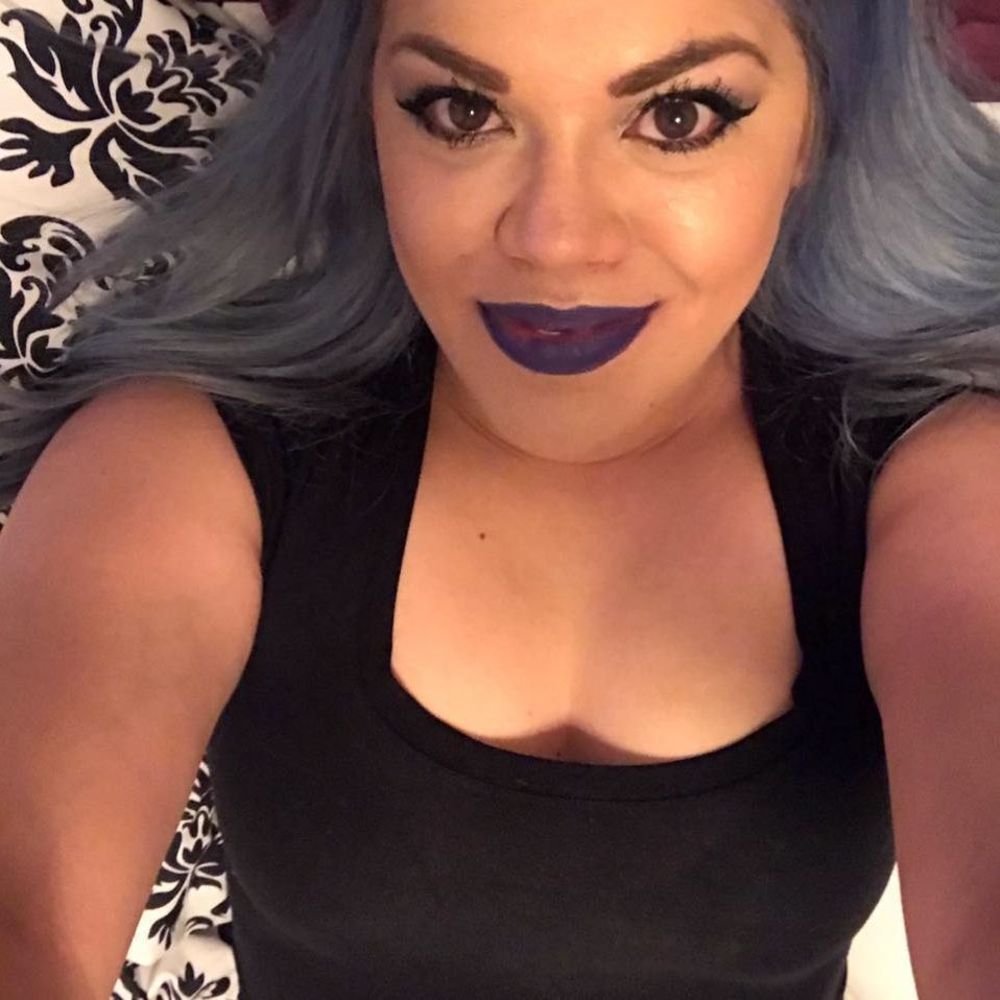 Meet your Posher, Yannely