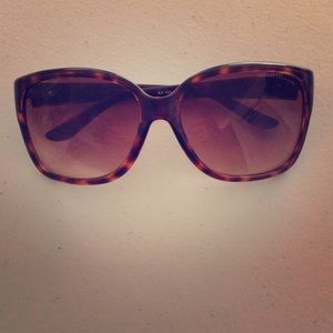 Armani Exchange sunnies