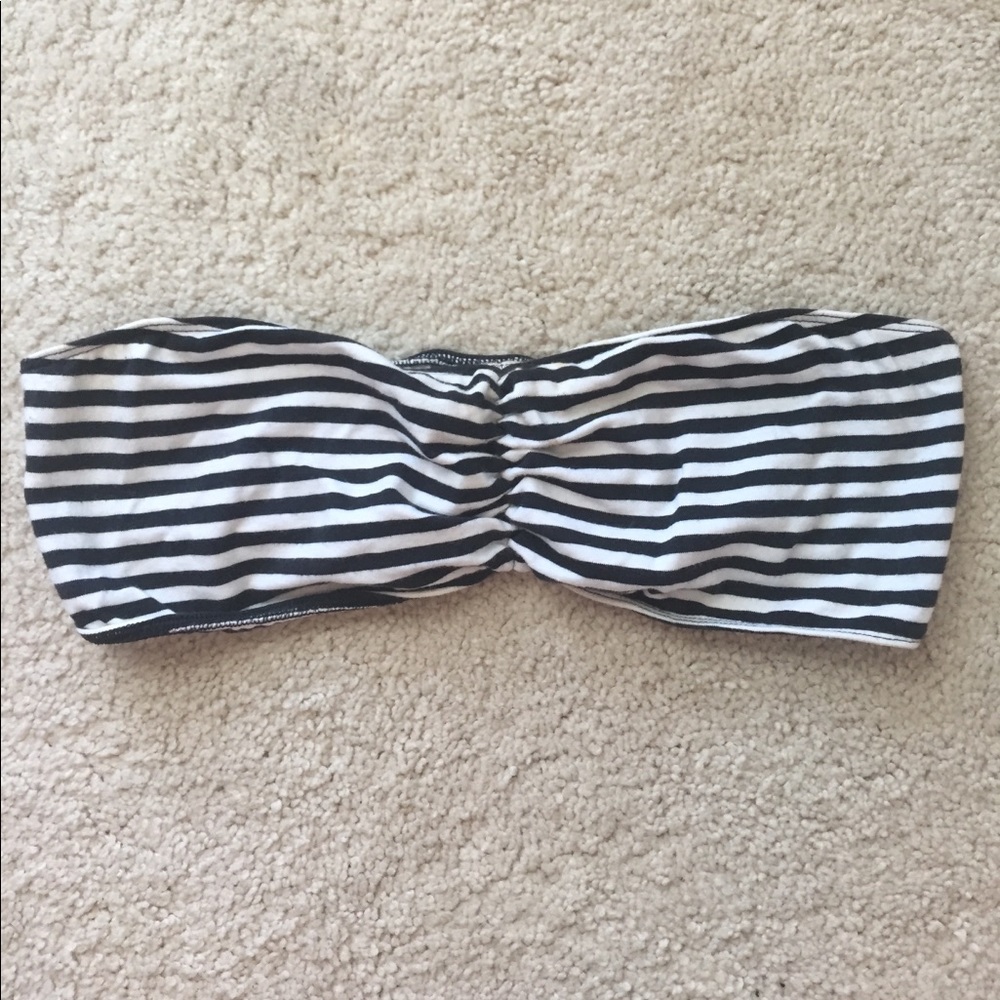 FREE with BUNDLE ***VS PINK bandeau