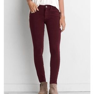 Maroon American Eagle Jegging