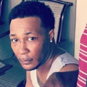 Meet your Posher, Warren