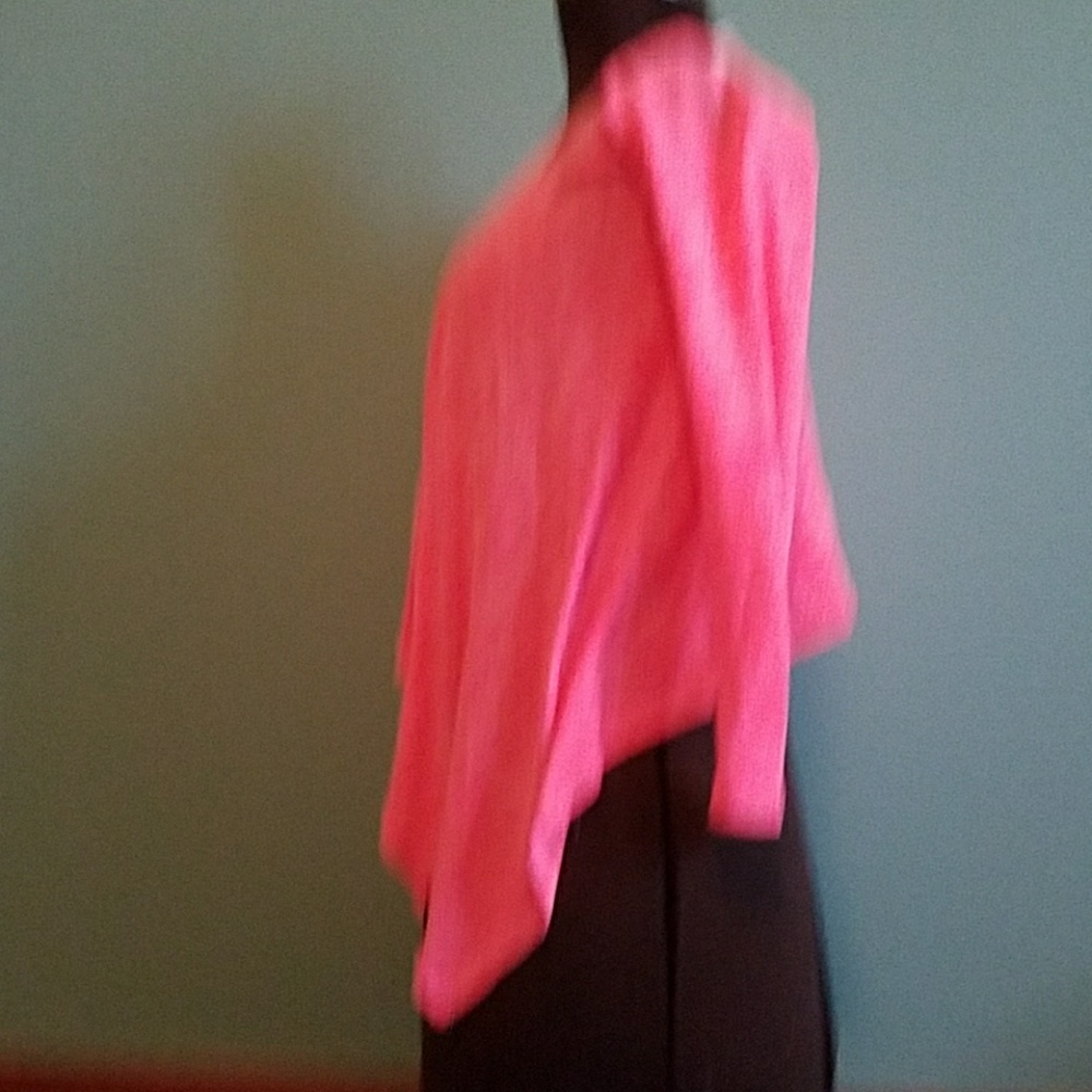 Pink lace jacket - Picture 2 of 3