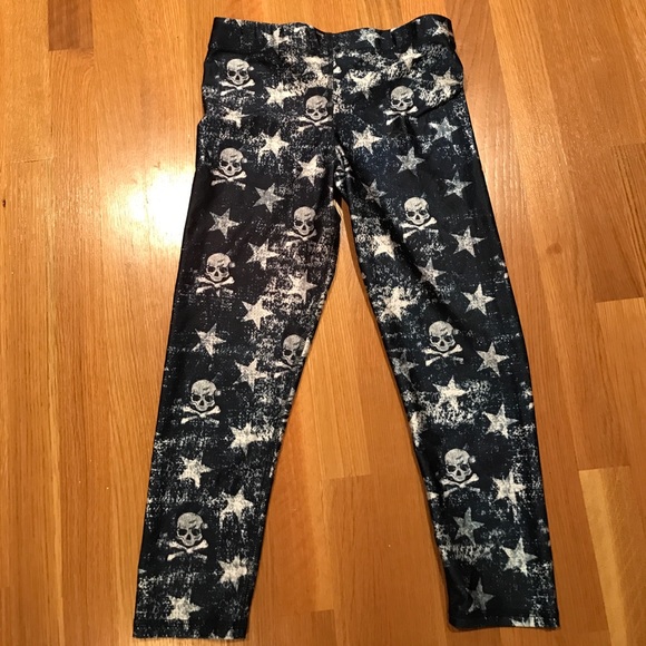 Zara Terez Pants - Zara Terez for SoulCycle Stars Capri Leggings