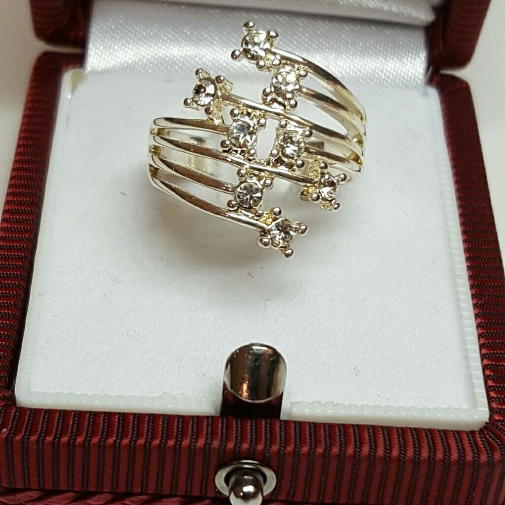 Sparkle Dazle wide Ring 925 with cz size 7 Stars