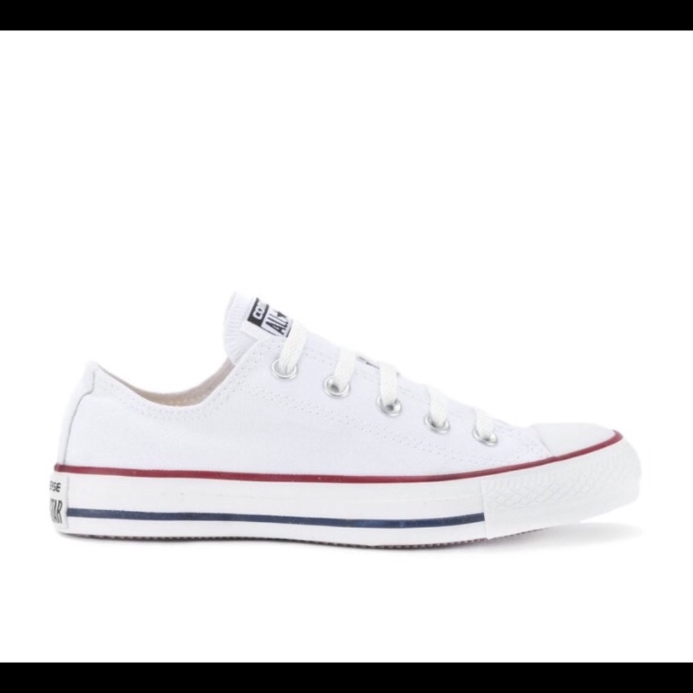 WHITE LOW TOP CHUCKS