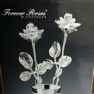 Silver plated Bud Vase with 2 Faceted Crystal Rose