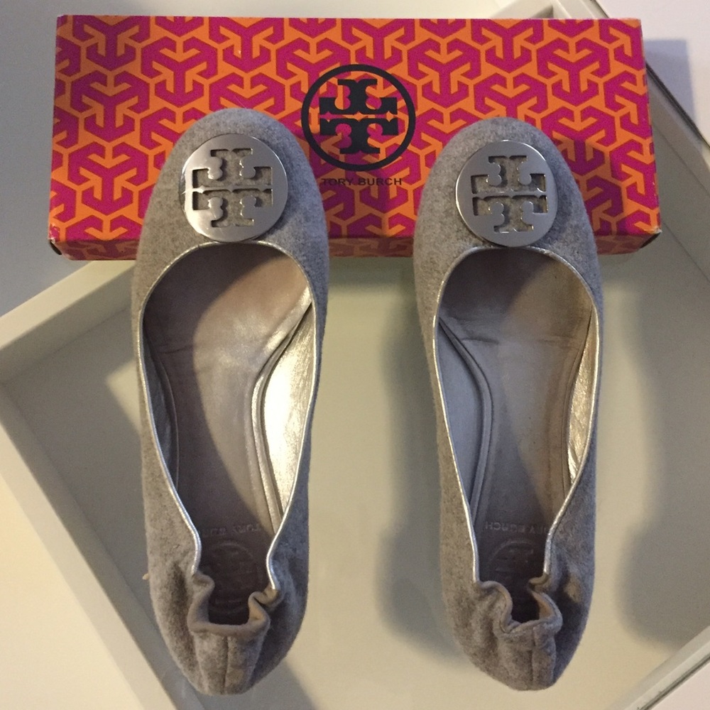 Tory Burch Gray Flats