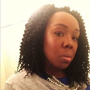 Meet your Posher, Candace