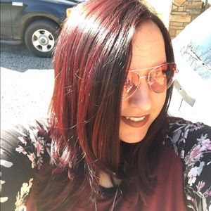 Meet your Posher, Leigh ann