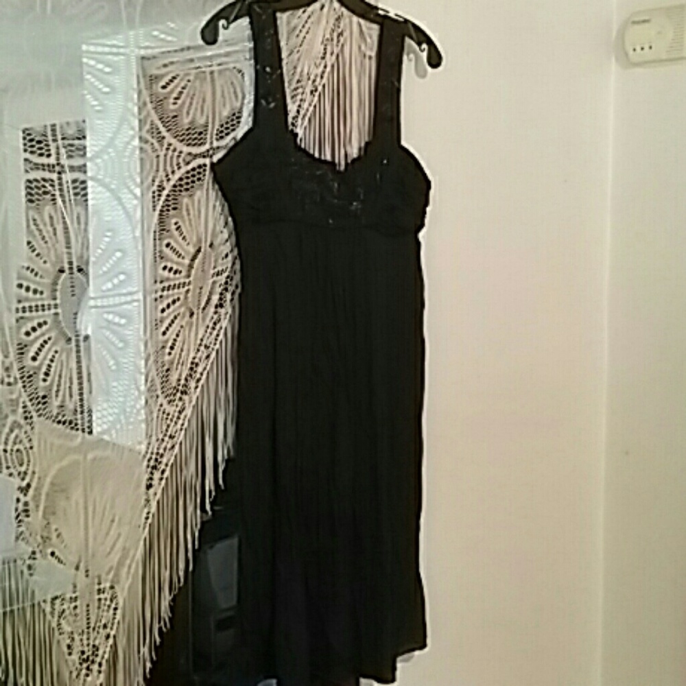 Elie Tahari Dress