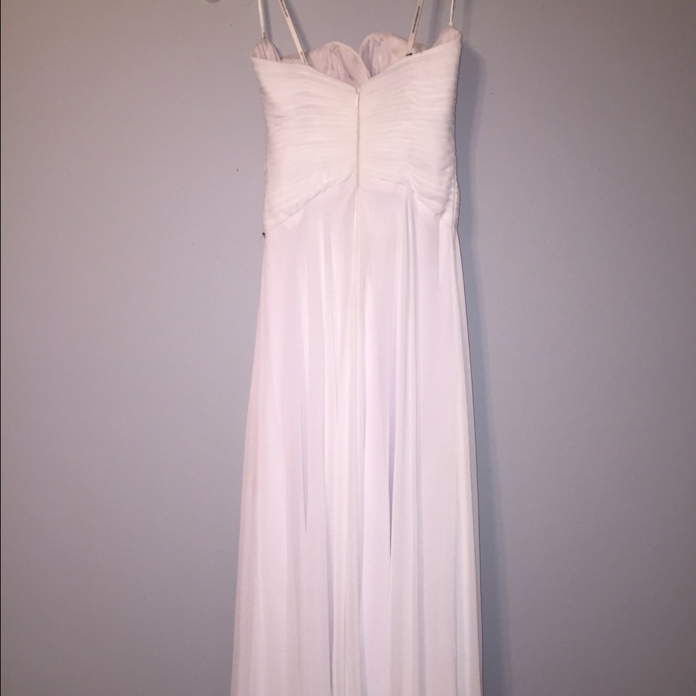 Beautiful White Chiffon prom dress, only worn once - Picture 5 of 6