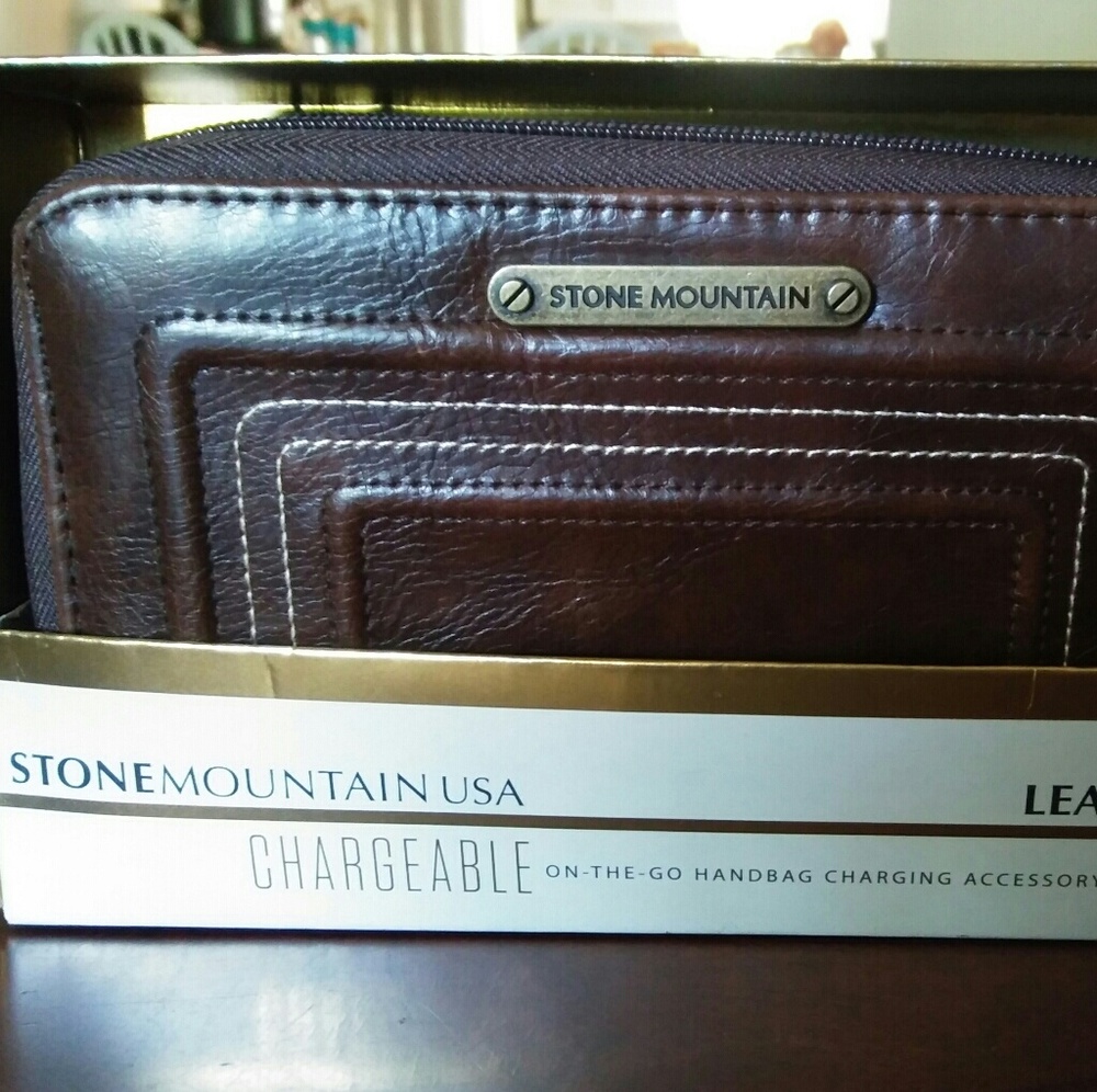 Leather wallet with phone charger