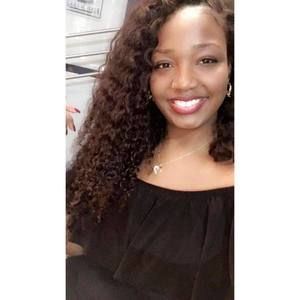 Meet your Posher, Danielle