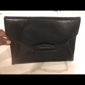 Hand bag