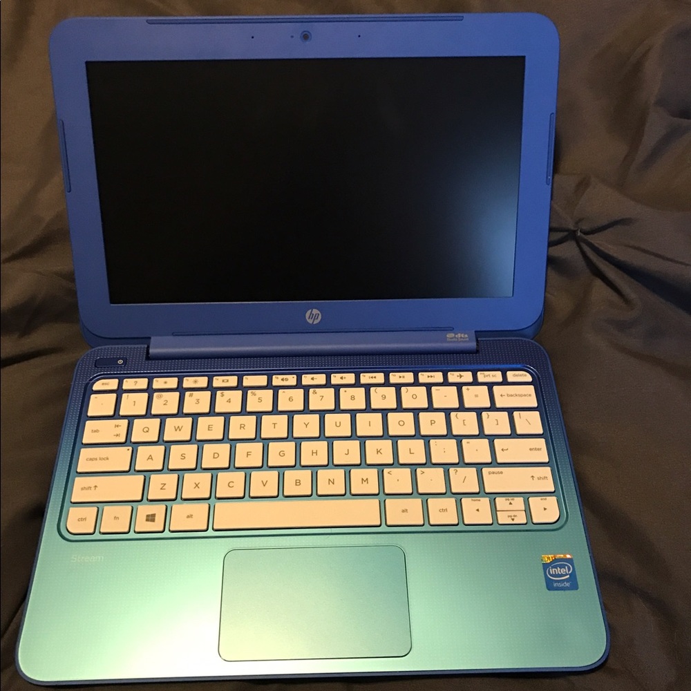 HP Laptop w/Webcam SOLD
