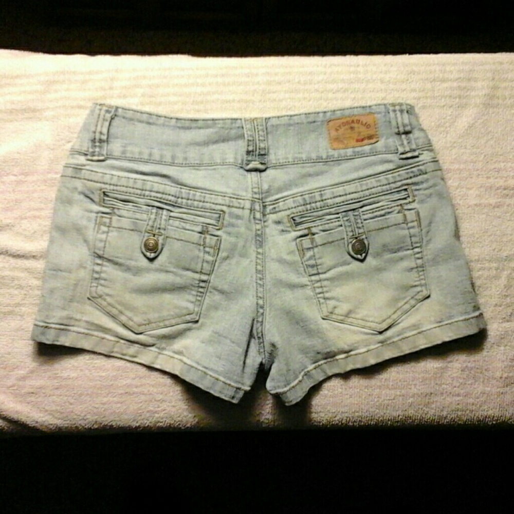 2 Shorts Bundle. Hydraulic And GLO Sz 5