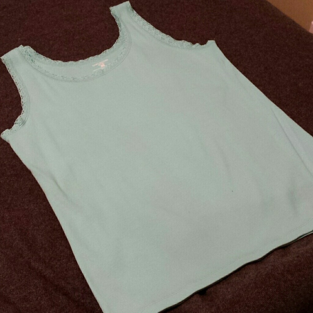 Jones NY Tank with lace trim