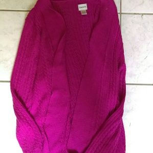 Long pink knitted coat