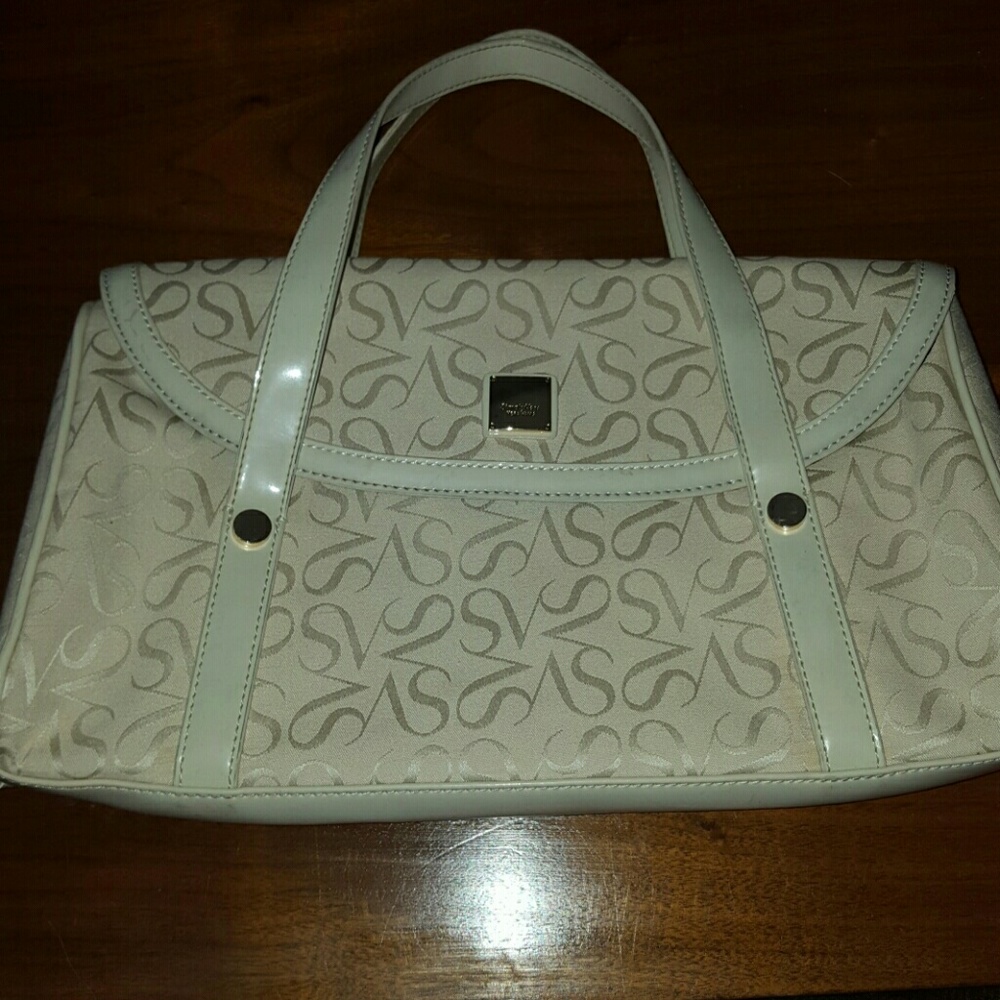 Simply Vera purse