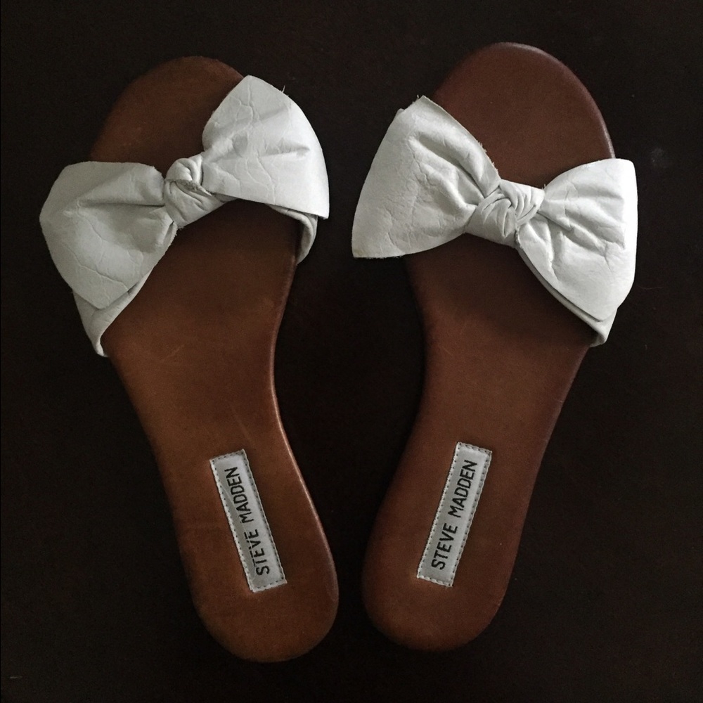 Steve Madden bow sandals