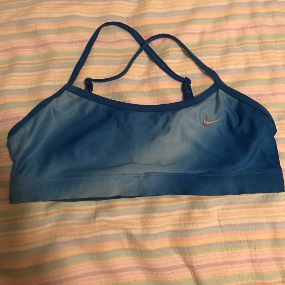 Sports bra